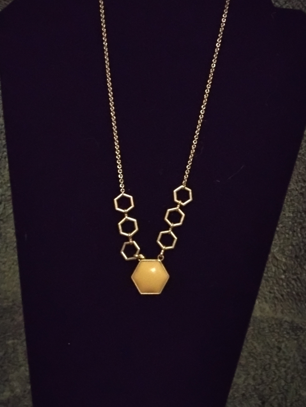 Honeycomb Style Late 60s Necklace